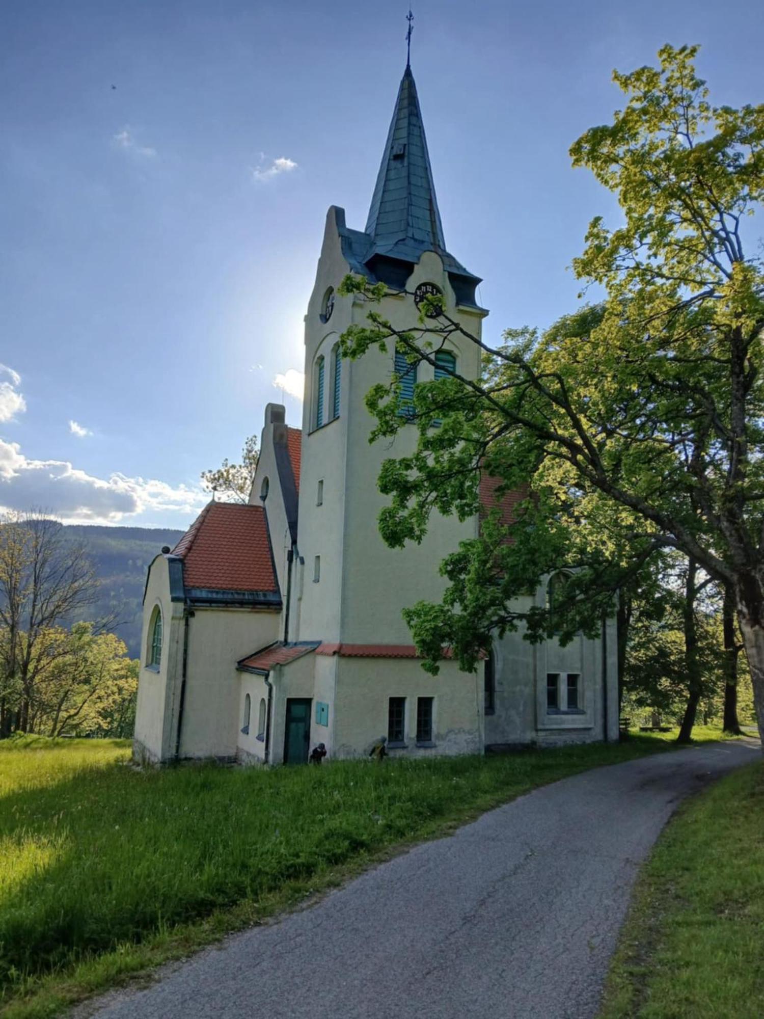 Chalupa Na Desítce Strážné Kültér fotó